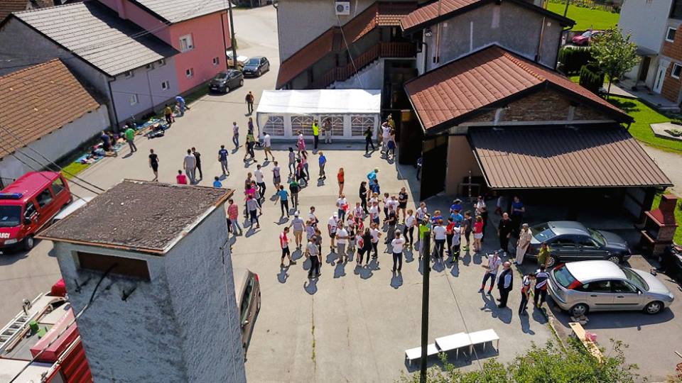 18664397 1351183361626862 710361685648163643 n